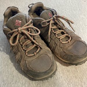 Columbia Men's Redmond Low Hiking Shoe 9.5